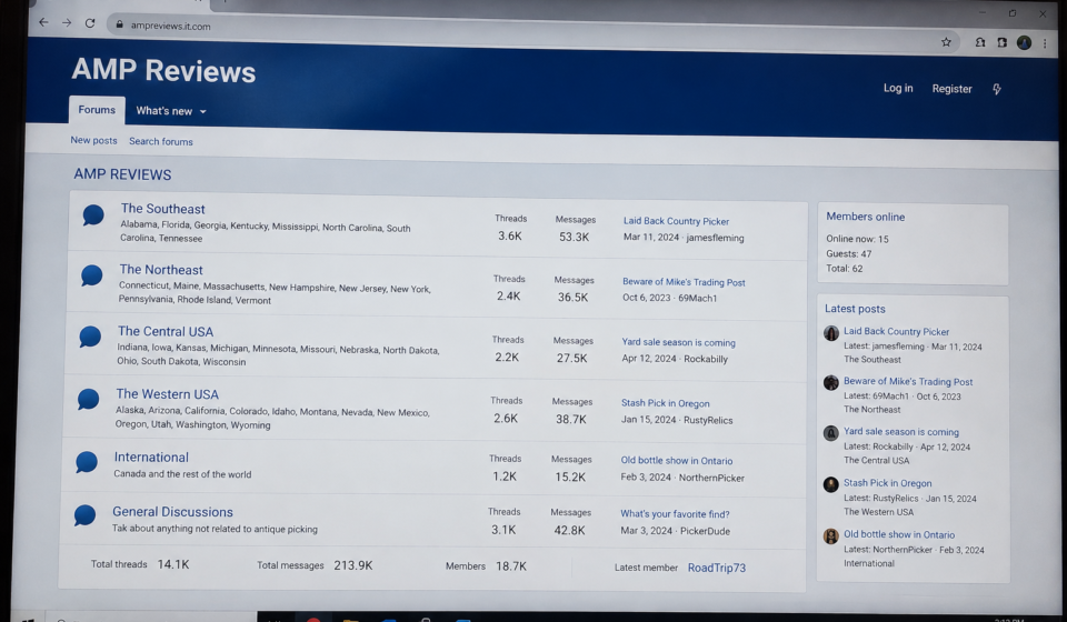 Ampreviews.net forum review website showing online discussions and community categories